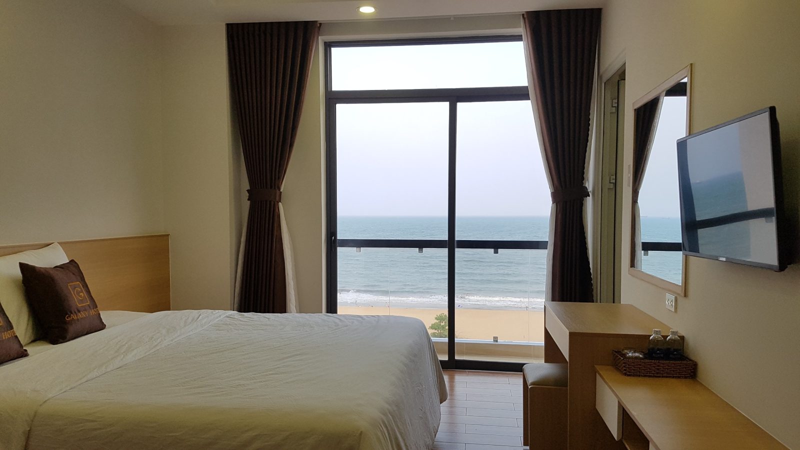 phong-deluxe-2-nguoi-view-bien